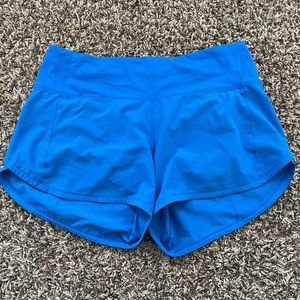 Lululemon High-Rise Speed up 2.5 in shorts